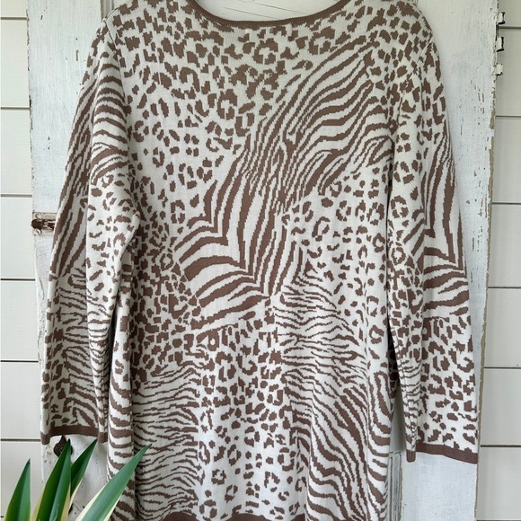 ALFRED DUNNER, WOMENS, ANIMAL PRINT, PULLOVER SWEATER. SIZE S - Picture 5 of 10